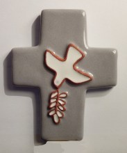 Croix en céramique motif colombe de la paix